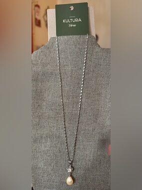 *new* Glynyz 925 Silver Necklace White Flower Cubic Zirconia Teardrop Pendant